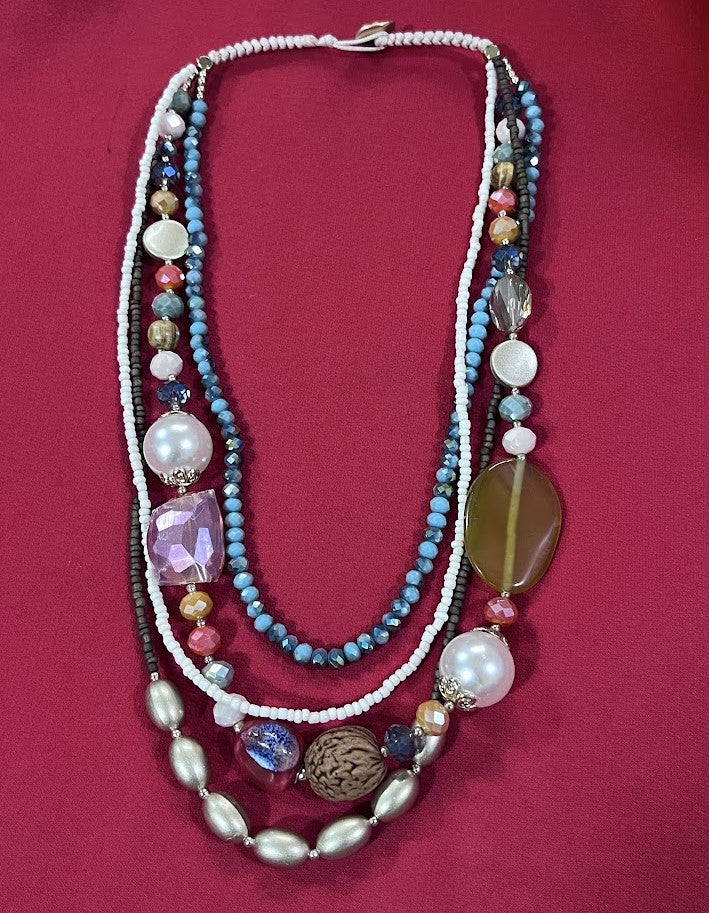 Multi-Strand Beaded Necklace, Elegant Chromatic Natural Stone Bead Choker Freshwater Pearl Necklace Beads Layered Design for Women