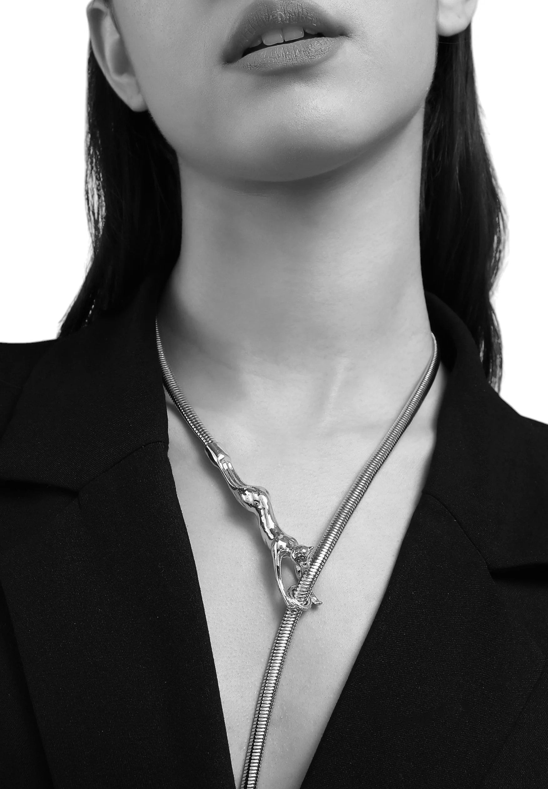 Snake Chain Silver Clasp Designer Fashion Jewellery Adjustable Length Versatile Waist Chain Cat Necklaces for Womens