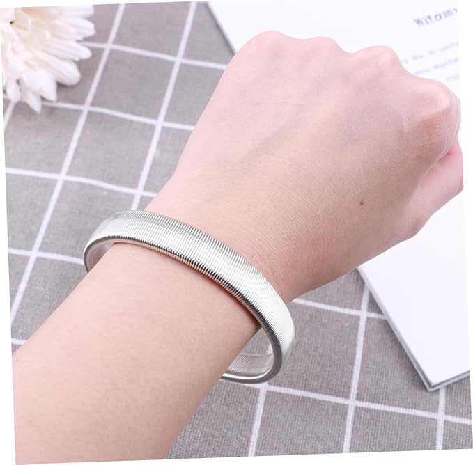 Elastic Silver Stretch Bracelet, Ribbed Design, Anti-Slip Shirt Sleeve Metal Armbands Stretch Elastic Armbands Bracelet Sleeve Holders for Men and Women 1 pcs