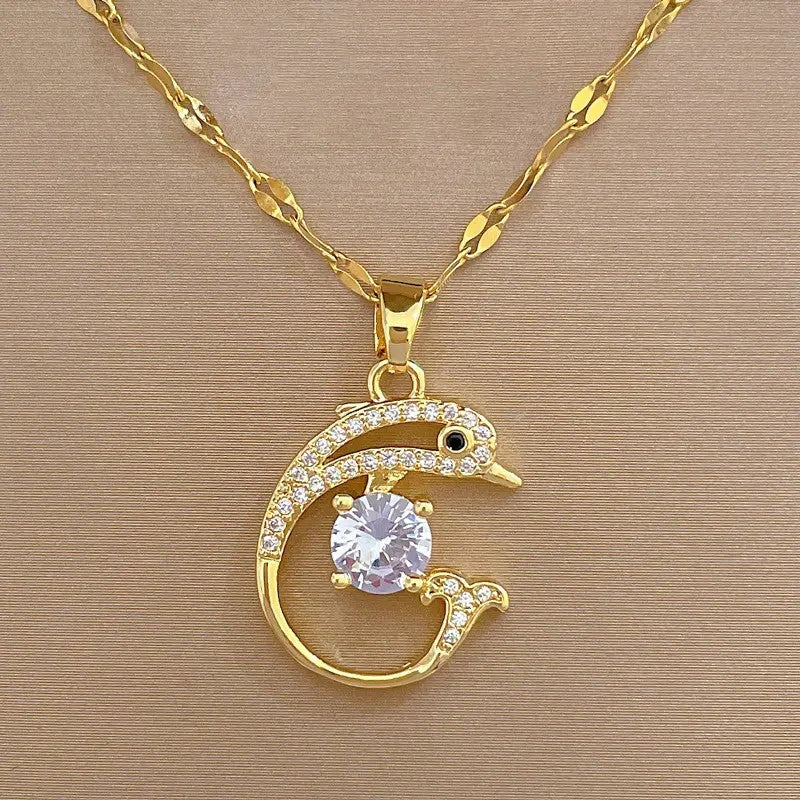 Fashion Micro Pave CZ Dolphin Necklace Real Gold Plated Adjustable Titanium Steel Chain Fish Pendant Necklace Jewellery for Women Lovers Gift