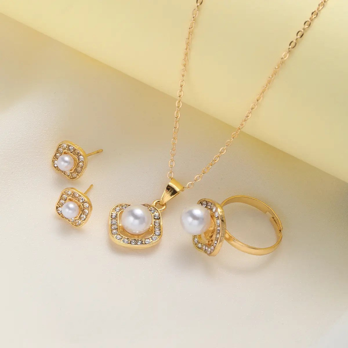 FASHION 4PC Jewellery Set Stainless Steel Gold Zircon Heart Flower Pendant Necklace Earrings Luxury Charm Jewellery Set for Gift