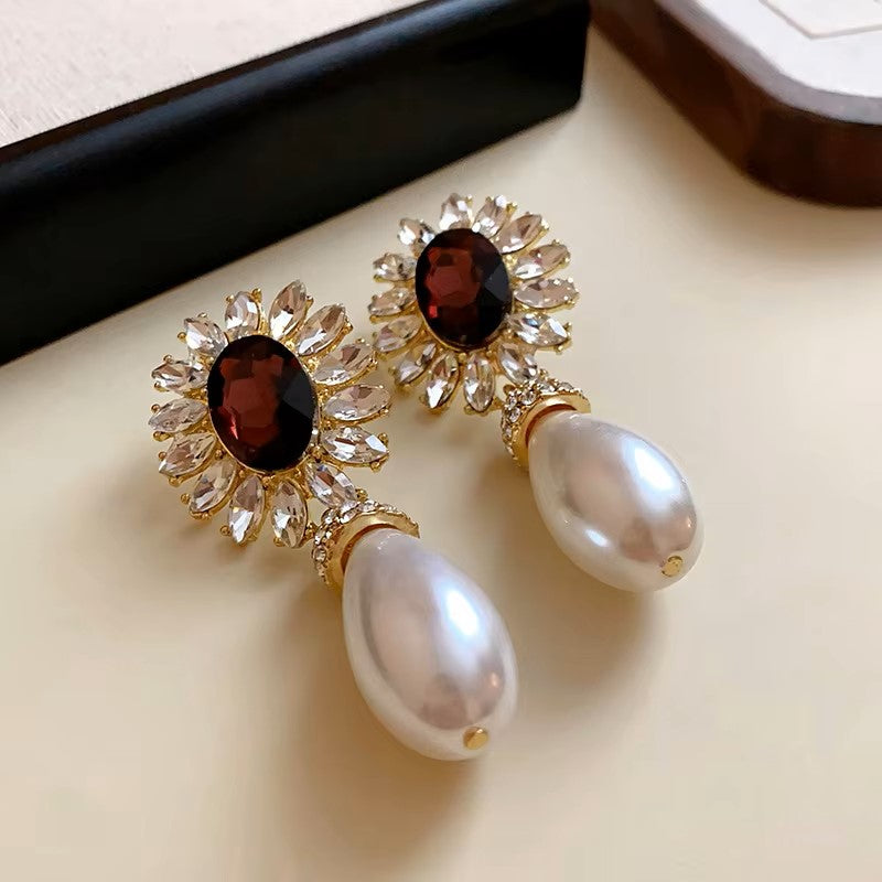 Pearl Necklace Set with Garnet Crystal Flower Design, Gold-Plated Drop Earrings, Elegant Wedding Jewellery