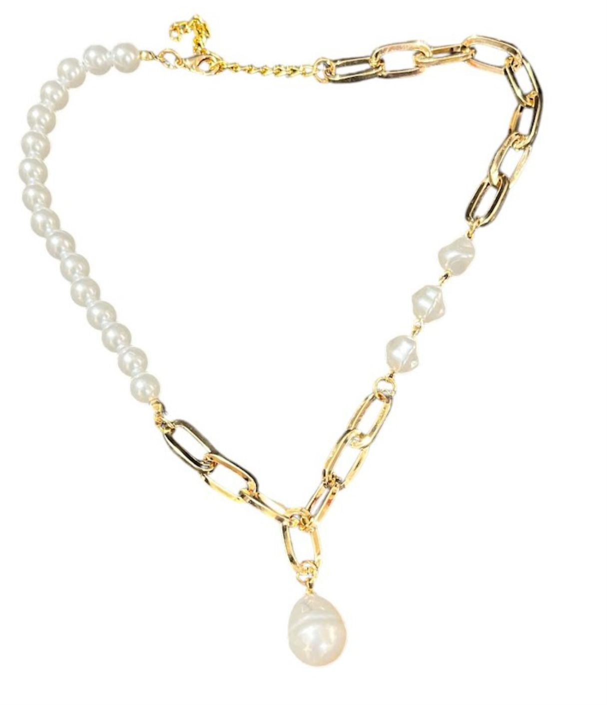 women_pearl_chain_pendant_jewellery_glamshell
