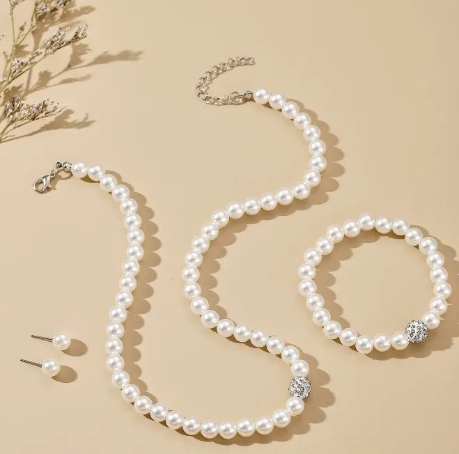 Pearl Necklace White Round Simulated Shell Pearl Necklace Bracelet Earrings 6/8MM Choker Pearl Necklace Set for Women Girls